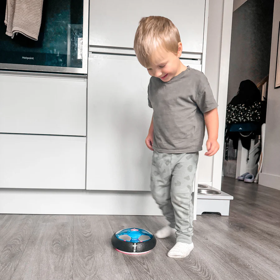 AirSoccer LED™ - Sport e magia dentro casa