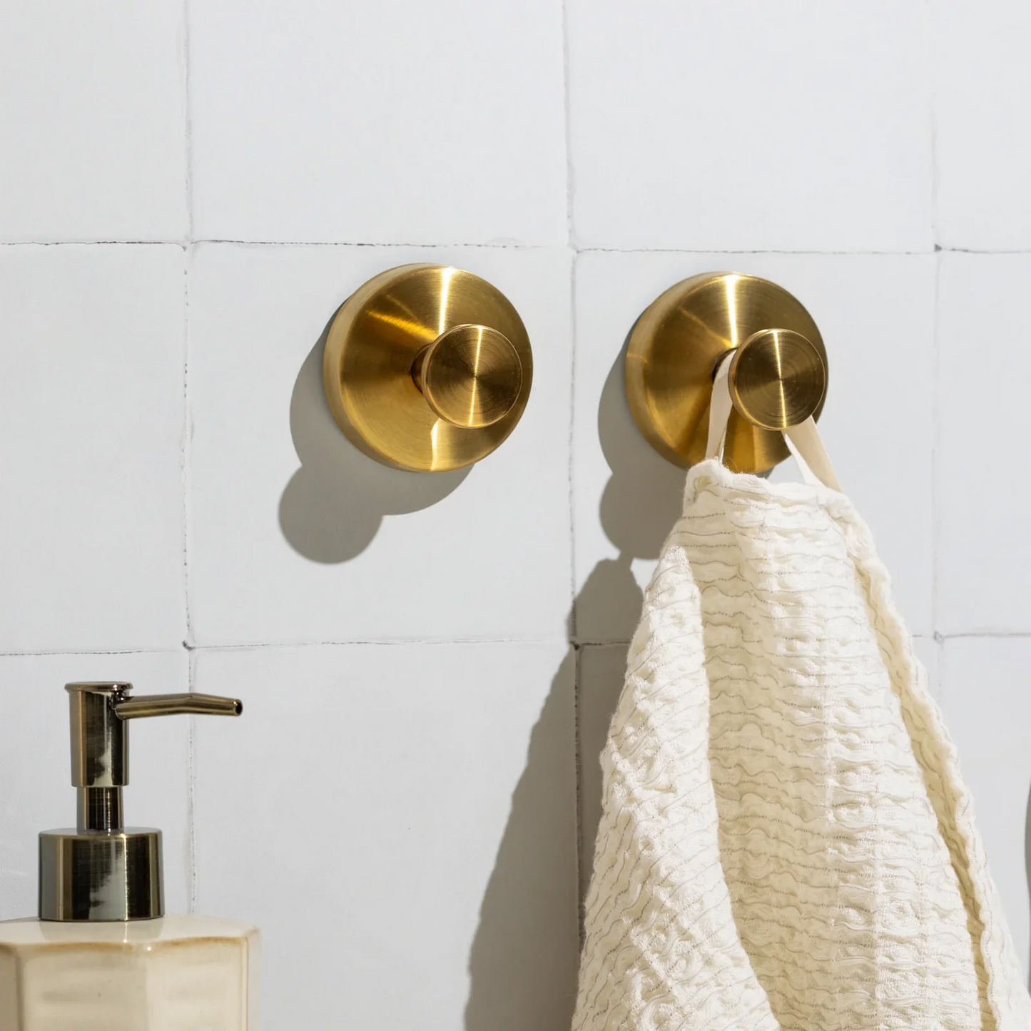 FixaGrip™ - Aggancia tutto, senza fori né stress