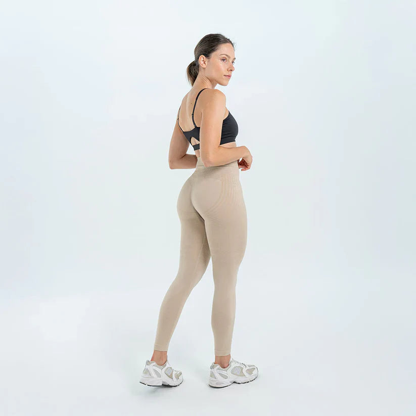 Leggings 3D ELOVYA® — Leviga e modella